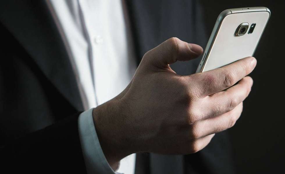 Cómo desconectar la superposición de pantalla